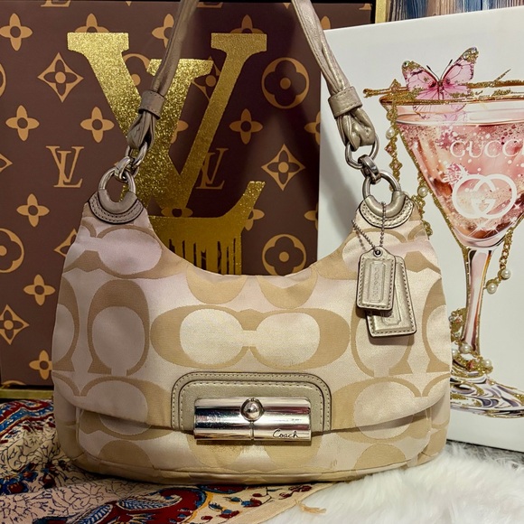 Coach Bundle - Picture 10 of 16